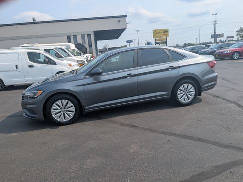 Used 2020 Volkswagen Jetta S w/ Driver Assistance Package FWD image 5