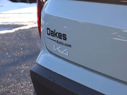 New 2025 Kia K4 LXS image 9