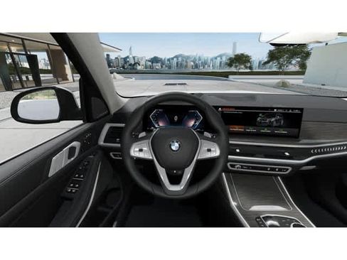 New 2026 BMW X7 xDrive40i image 13
