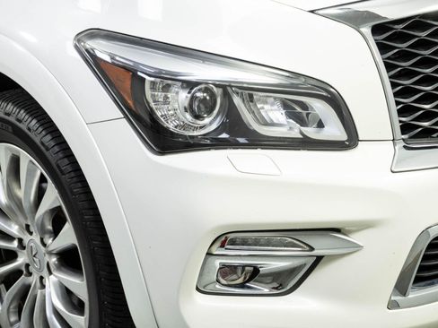 Used 2015 INFINITI QX80 4WD w/ Deluxe Technology Package image 38