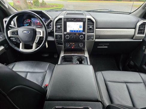 Used 2021 Ford F250 Lariat w/ Lariat Value Package image 18