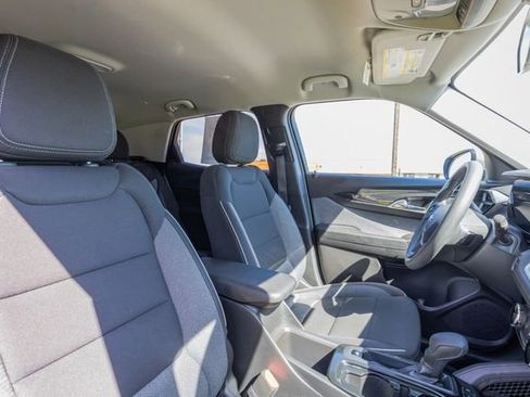 Used 2025 Chevrolet TrailBlazer LT AWD/4WD image 20
