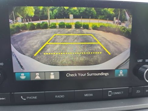 Used 2025 Honda Accord SE image 30