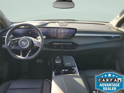 Used 2025 Buick Enclave Sport Touring image 23