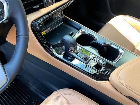 Used 2025 Lexus NX 350 AWD w/ Accessory Package (2T) image 18
