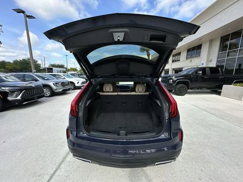 Certified 2025 Cadillac XT4 Premium Luxury FWD image 28