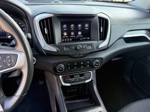Used 2024 GMC Terrain SLE AWD/4WD image 15