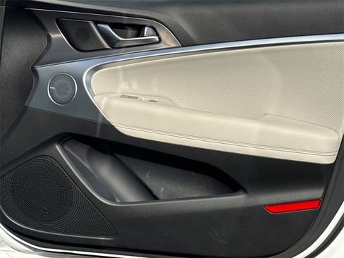 Used 2025 Genesis G70 2.5T w/ Sport Prestige Package image 14