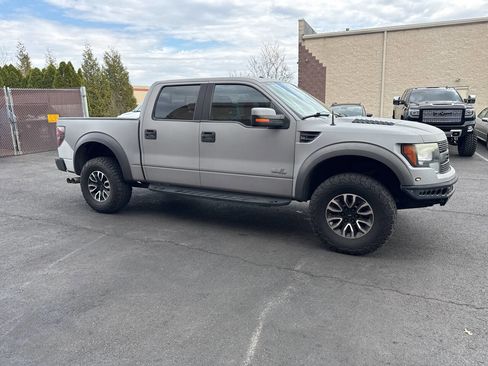 Used 2014 Ford F150 Raptor image 6