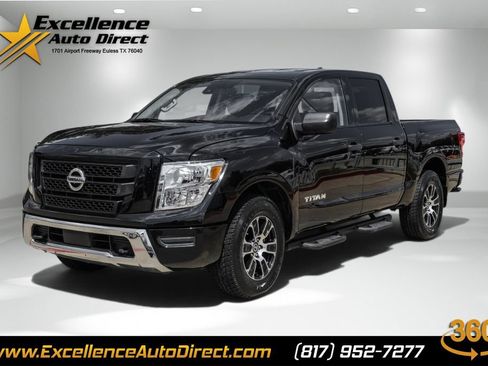 Used 2022 Nissan Titan SV w/ Accessory Utility Package AWD/4WD image 1