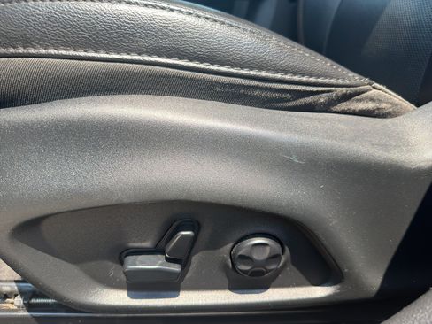 Used 2019 Jeep Compass Limited AWD/4WD image 15