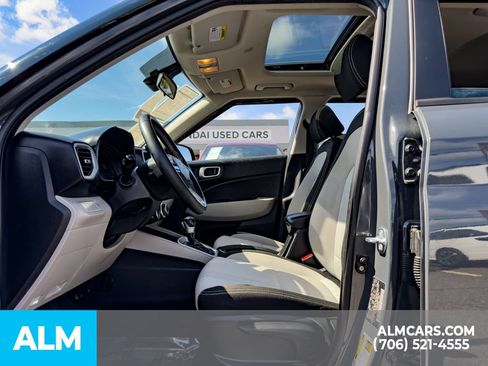 Certified 2024 Hyundai Venue SEL FWD image 14