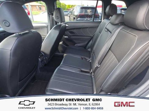 Used 2022 Volkswagen Tiguan SE R-Line AWD/4WD image 11