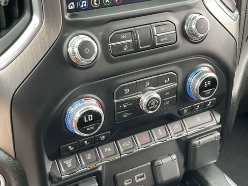 Used 2023 GMC Sierra 3500 Denali w/ Denali Ultimate Package image 14