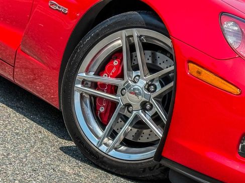 Used 2008 Chevrolet Corvette Z06 w/ Preferred Equipment Group RWD image 26