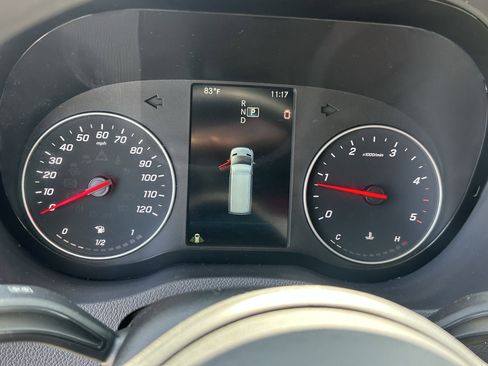 Used 2024 Mercedes-Benz Sprinter 2500 image 25