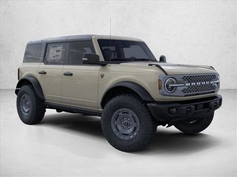 New 2025 Ford Bronco Badlands image 7