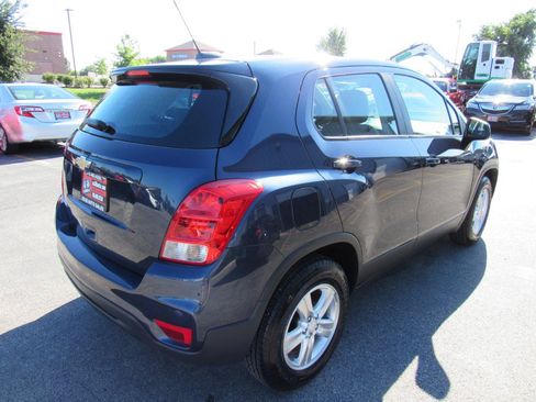 Used 2019 Chevrolet Trax LS FWD image 6