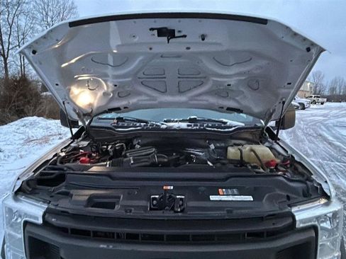 Used 2021 Ford F450 XL w/ Snow Plow Prep Package image 17