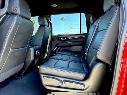 Used 2024 GMC Yukon XL Denali w/ Max Trailering Package image 23