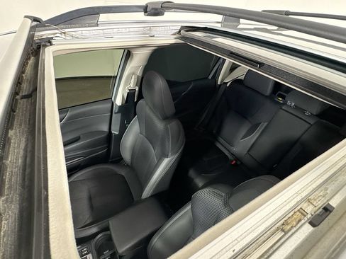 Used 2020 Subaru Forester Premium AWD/4WD image 25