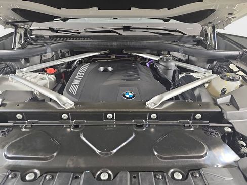 Certified 2024 BMW X5 xDrive40i w/ Premium Package image 32