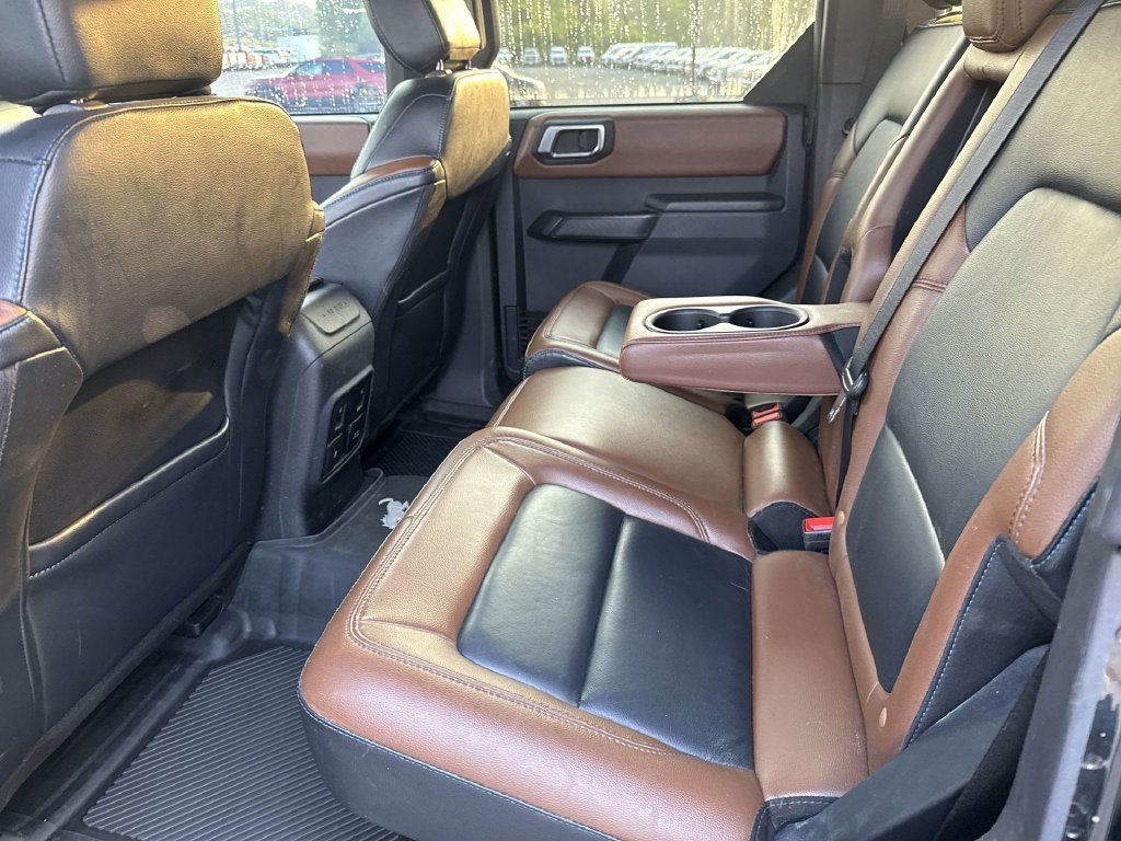 Used 2024 Ford Bronco Outer Banks AWD/4WD image 27