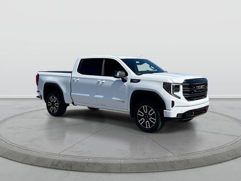 Used 2026 GMC Sierra 1500 AT4 w/ Technology Package AWD/4WD image 2