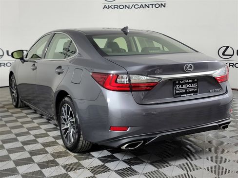 Used 2016 Lexus ES 350 w/ Premium Package w/Wood Trim image 9