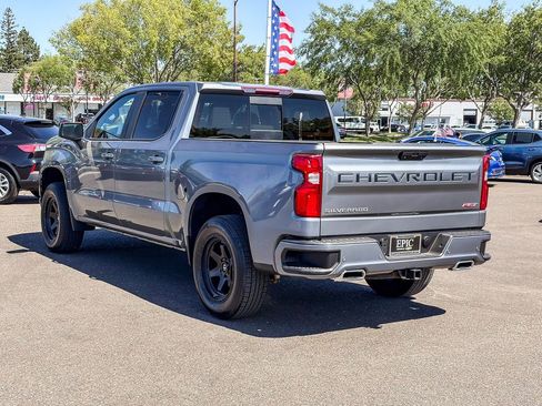 Used 2020 Chevrolet Silverado 1500 RST AWD/4WD image 2