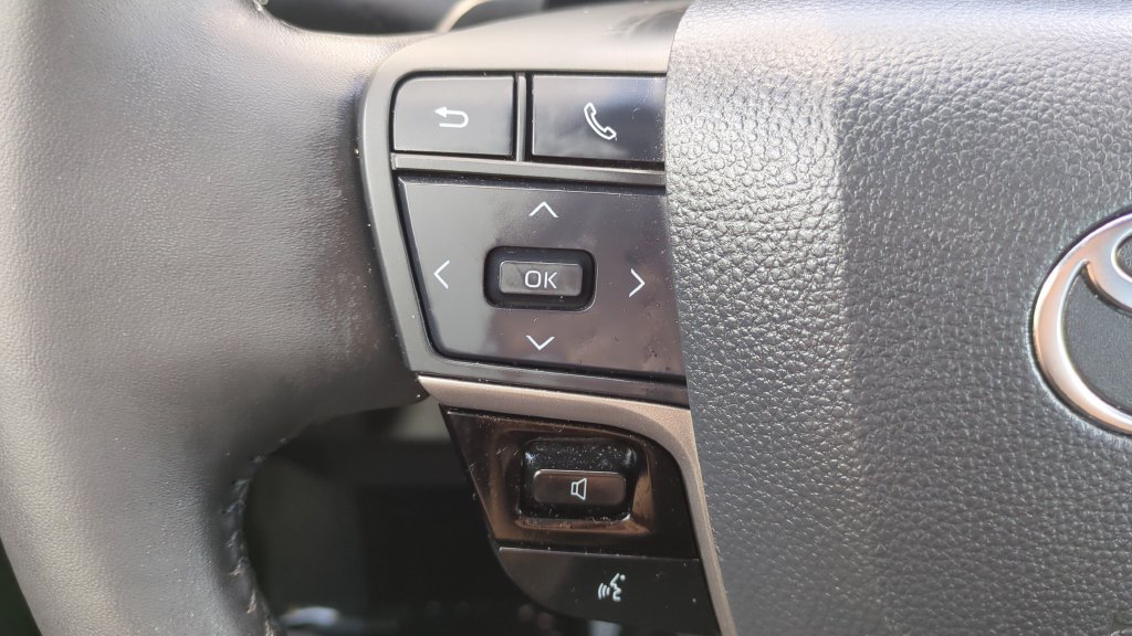 Used 2025 Toyota Camry XSE FWD image 20