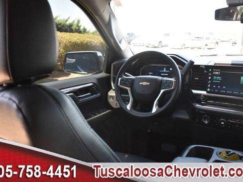 Certified 2023 Chevrolet Silverado 1500 LT AWD/4WD image 27