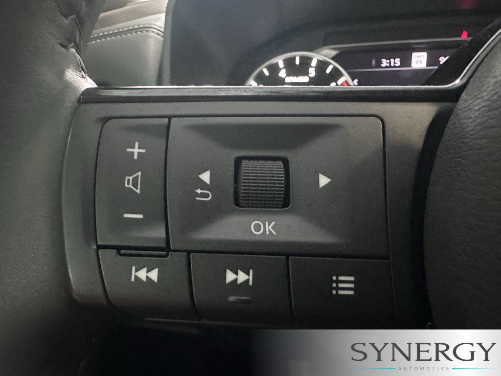 Used 2023 Nissan Rogue SL w/ SL Premium Package FWD image 20