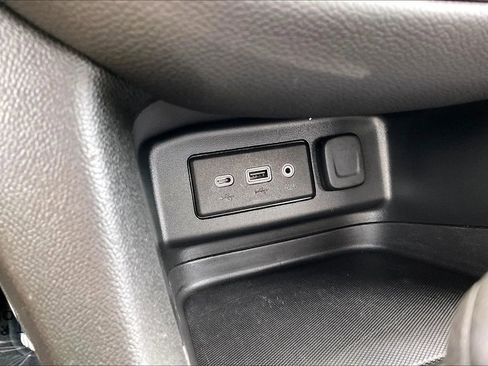 Used 2022 Chevrolet Equinox LT AWD/4WD image 22