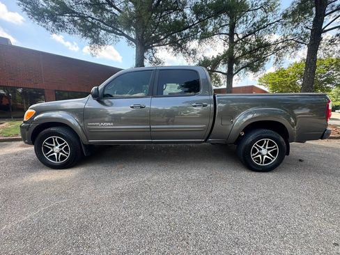 Used 2006 Toyota Tundra Darrell Waltrip Edition RWD image 10