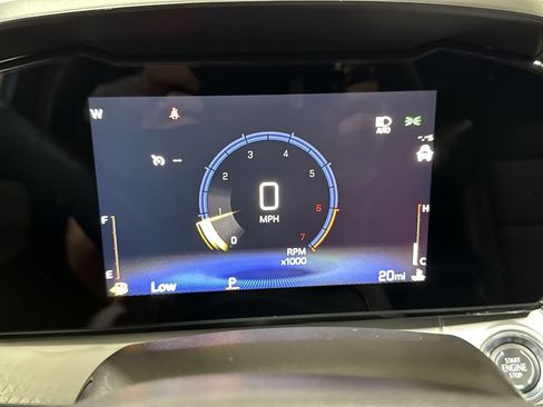 New 2026 Chevrolet Trax LT w/ LT Convenience Package FWD image 12