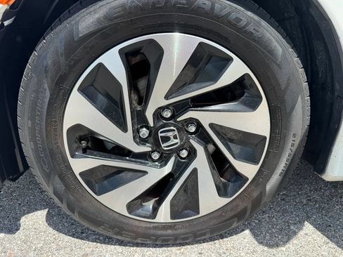 Used 2017 Honda Civic LX image 19