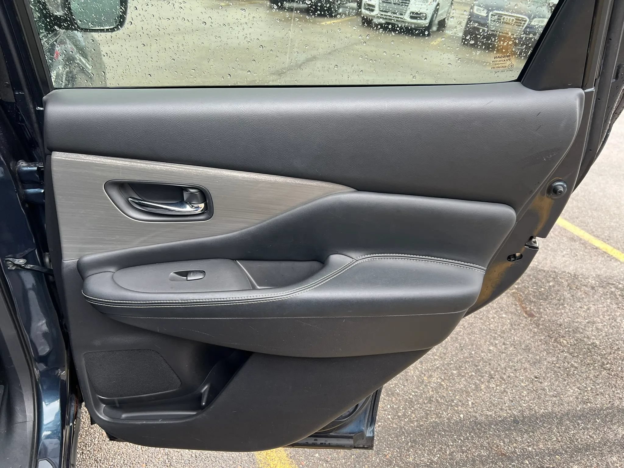 Used 2017 Nissan Murano SV AWD/4WD image 25