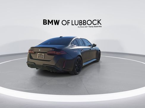New 2026 BMW M5 w/ Carbon Package image 8