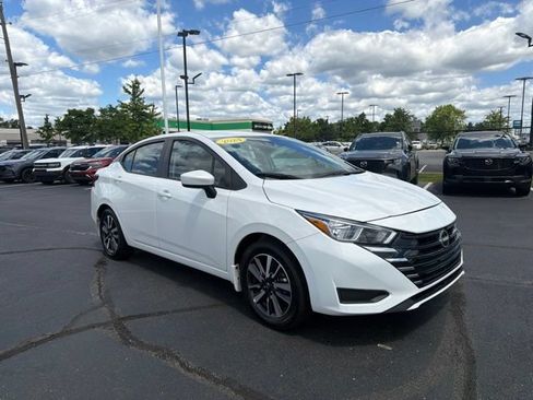Used 2024 Nissan Versa SV w/ Trunk Package FWD image 1