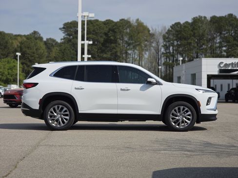 New 2026 Buick Enclave Preferred w/ Power Package FWD image 8