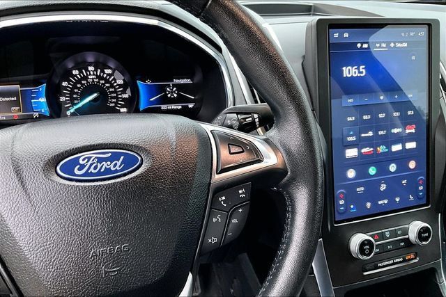 Used 2021 Ford Edge Titanium w/ Equipment Group 301A FWD image 20