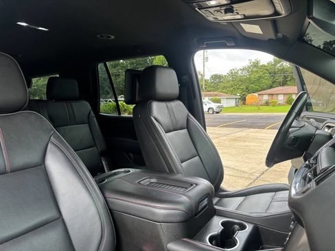 Used 2021 Chevrolet Tahoe RST w/ Luxury Package RWD image 32