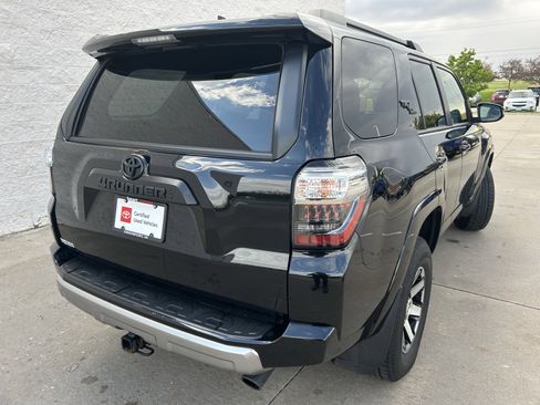 Used 2023 Toyota 4Runner TRD Off-Road Premium w/ Moonroof Package AWD/4WD image 6