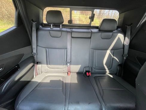 Used 2024 Hyundai Santa Cruz Limited image 14