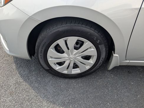 Used 2024 Nissan Versa S w/ Trunk Package FWD image 10