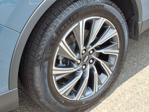 Used 2026 Lincoln Aviator AWD image 7