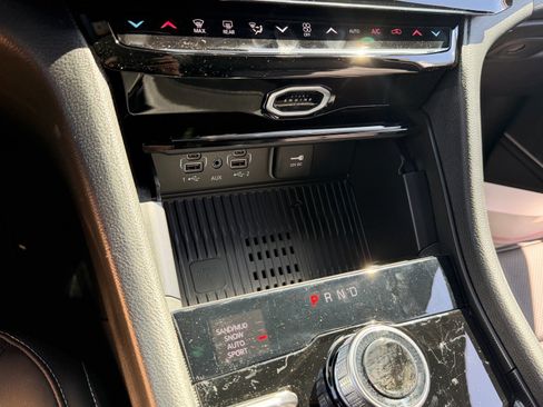 New 2026 Jeep Grand Cherokee Limited AWD/4WD image 18