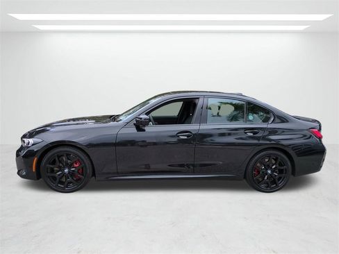 New 2025 BMW 330i Sedan w/ M Sport Package image 7