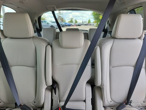 Used 2025 Honda Odyssey EX-L image 17